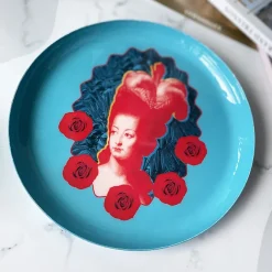 Design|Art De La Maison<Boutiques de musées Assiette murale Marie-Antoinette Pop Bleu ciel - ⌀ 22 cm