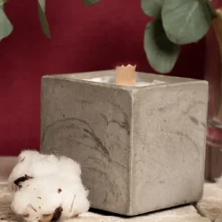 Boutiques de musées Bougie Cube - Béton Gris 250g Hot