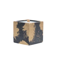 Design<Boutiques de musées Bougie parfumée - Béton Anthracite Patine Dorée