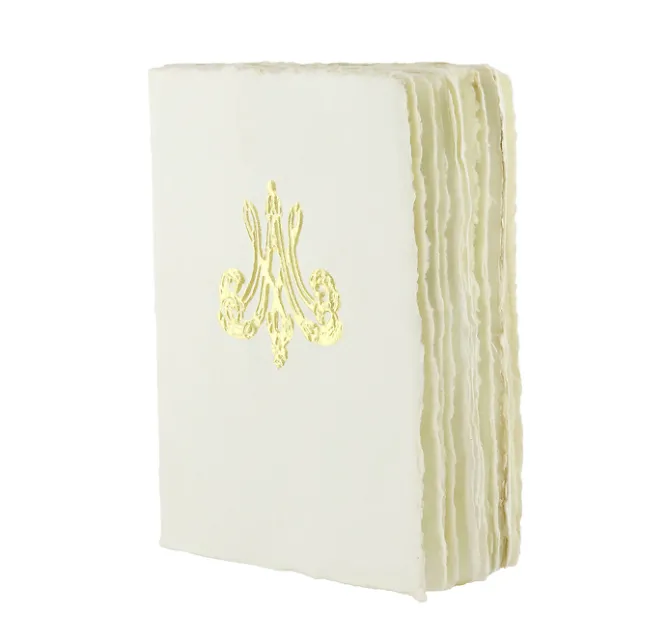 Boutiques de musées Cahier papier bouilli en cuve - Monogramme de Marie-Antoinette - Beige New