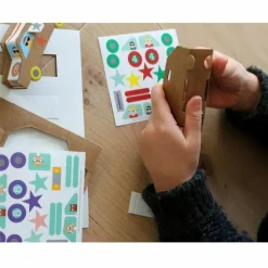 Boutiques de musées Kit créatif 6 voitures à construire + Stickers New
