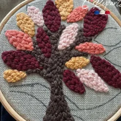 Boutiques de musées Kit Punch Needle 1 Motif Arbre d'automne Discount