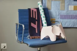 Boutiques de musées Éléphant Eames Petit modèle - Rose Outlet