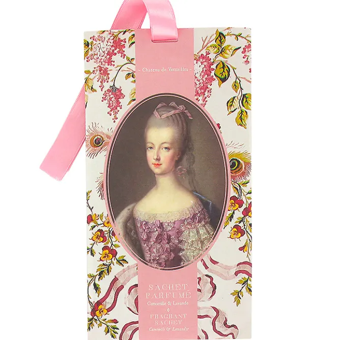Boutiques de musées Sachet parfumé Marie-Antoinette - Camomille & lavande - Dames de la cour Online