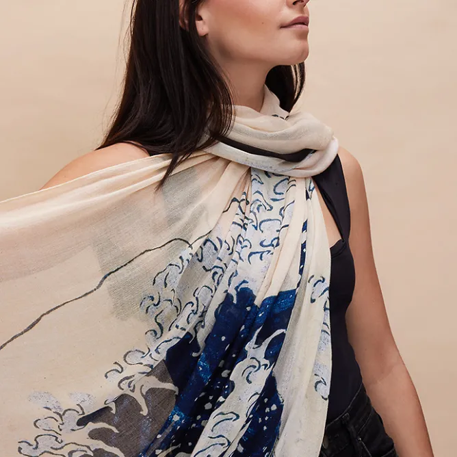 Foulards, Étoles, Châles<Boutiques de musées Étole Hokusai - La grande vague - 200 x 106 cm