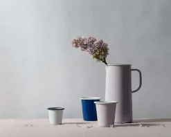 Art De La Table<Boutiques de musées Verre émaillé rouge - Falcon enamelware